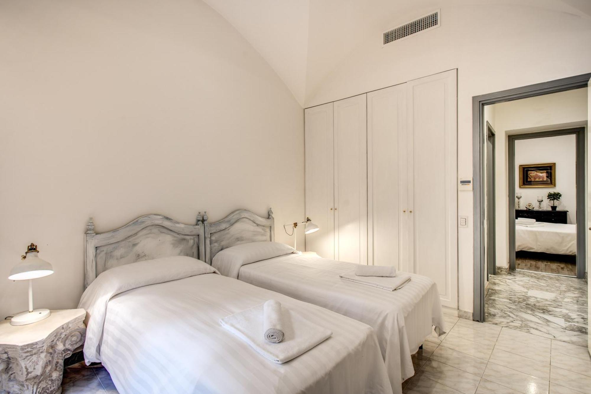 Crispi Apartment Rome