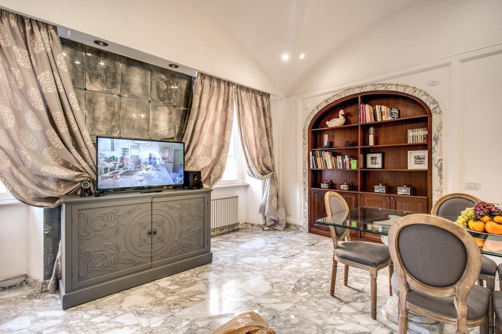 Apartment Crispi