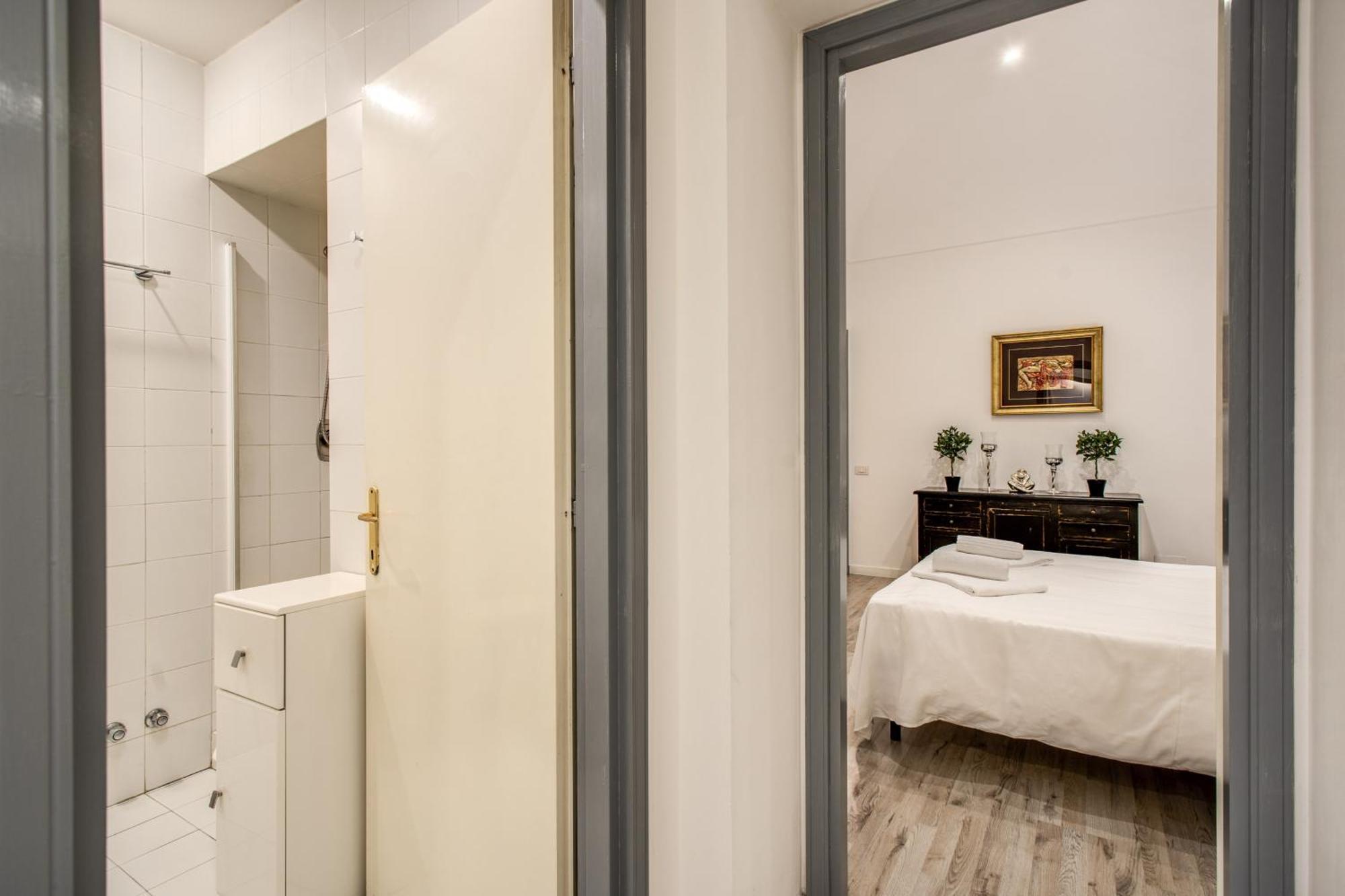 Crispi Apartment Rome