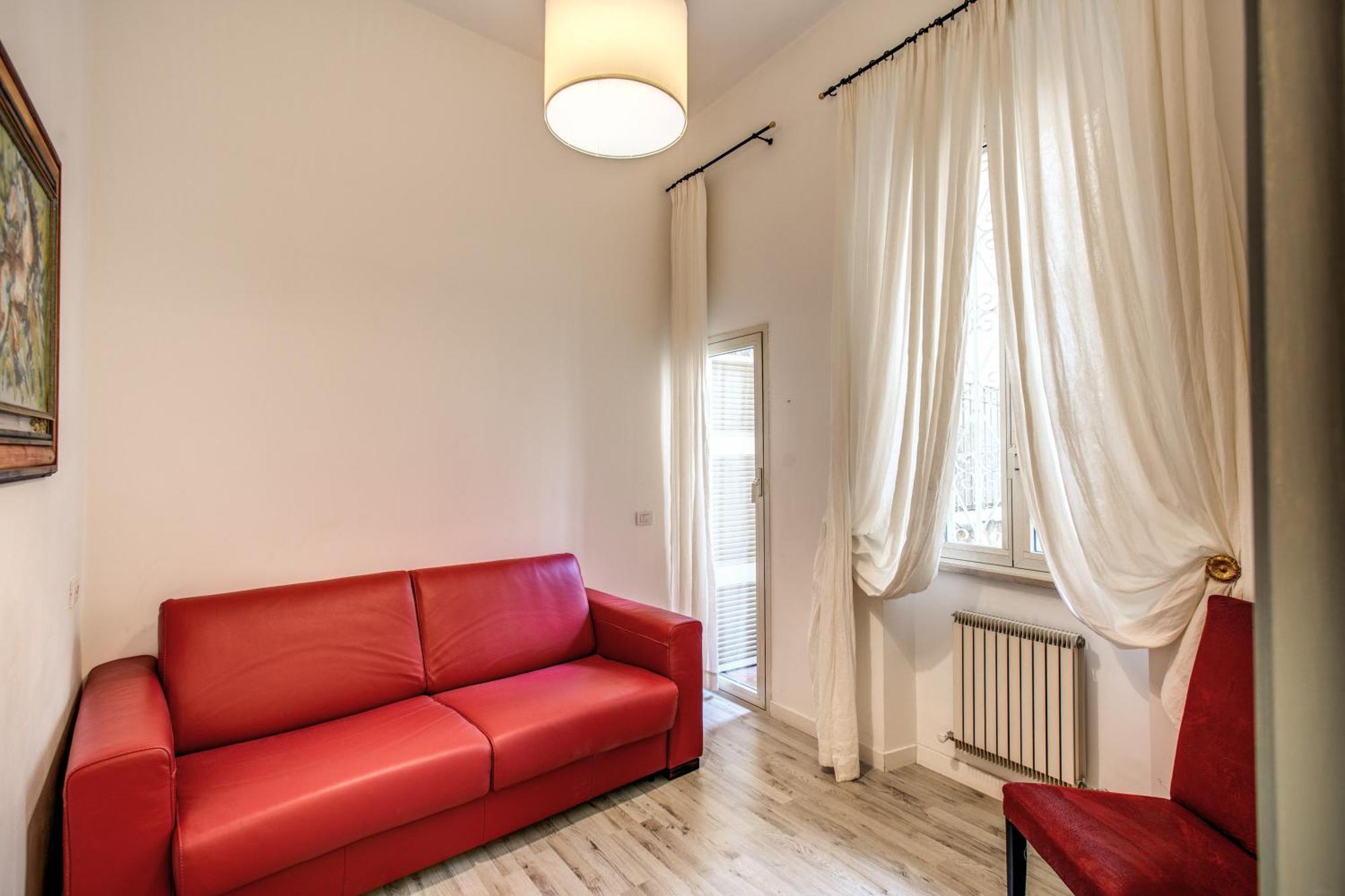 Crispi Apartment